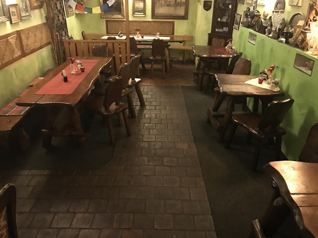 Apartmán & Restaurant Tkalcovsky Dvur
